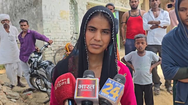 खून के बदले खून चाहिए भवानीगंज थाना क्षेत्र के भानपुर मस्जिदिया में पिता की मौत के बाद पीड़ित बेटी