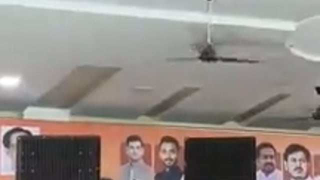 मी निवडणुकीला घाबरत नाही आमदार सुहास बाबत 