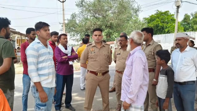 मोहर्रम से पहले संग्रामगढ़ पुलिस की चौपाल ताज़ियादारों से संवाद कर दिया शांति और सौहार्द का संदेश#latest_news #latest_ne