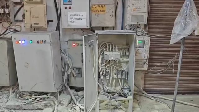 भगवान टॉकीज स्थित एक कोचिंग सेंटर में आग लगने की अफवाह फैली मंगलवार सुबह अफरा तफरी का माहौल छात्र-छात्राएं घबराए निकल बा