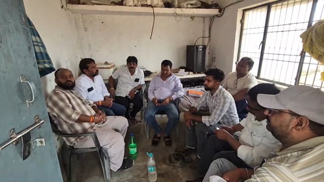 कजरी निरंजनपुर गौशाला विवाद नए संचालक को धमकाने का आरोप, बजरंग दल ने दिया साथ #वायरल 