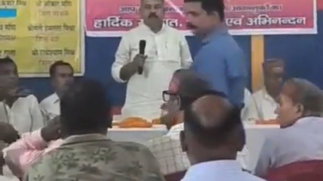 उत्तर प्रदेश वित्तविहीन प्रबंधक फाउंडेशन का 15वांस्थापना दिवस मना प्रदेश अध्यक्ष राव रश्मि सिंह अनिल सिंह ममता मिश्राथे 