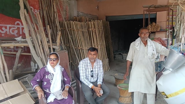 मानूबास! इमाम हसन हुसैन की याद में गर्मी से राहत के लिए राहगीरों को ठंडा शरबत!