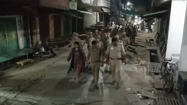 मोहम्मदाबाद मोहर्रम पर्व को लेकर SDM,CO मय पुलिस फोर्स के साथ नगर में पैदल मार्च किए