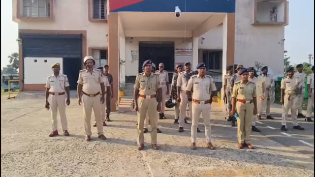 सिरदला व परना डाबर थाना क्षेत्र में मोहर्रम पर्व को लेकर निकल गया पुलिस का फ्लैग मार्च