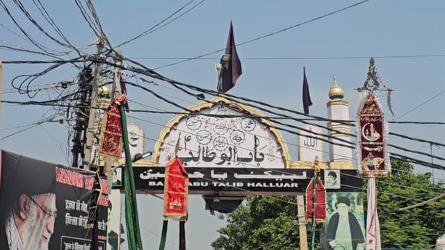 सिद्धार्थनगर के हल्लौर में अकीदत के साथ निकला मोहर्रम का जुलूस, जंजीरी मातम कर इमाम हुसैन की शहादत को किया याद