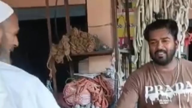 मानुबास! मोहर्रम मुबारक के उपलक्ष में दूसरे दिन भी ठंडा शरबत! राहगीरों को गर्मी से राहत!
