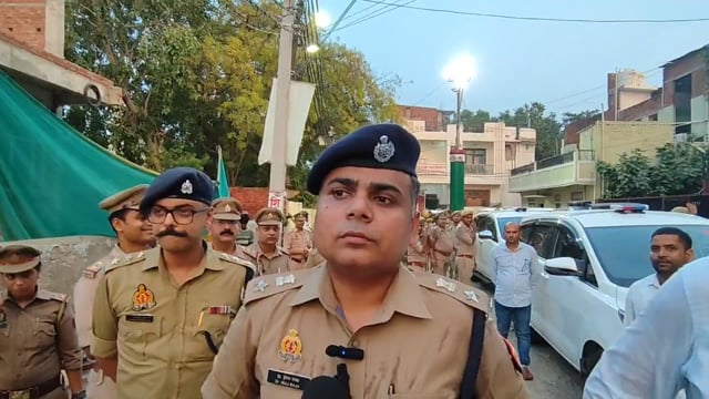 मोहर्रम को लेकर एसपी डीएम ने किया फ्लेग मार्च