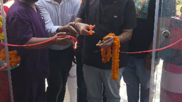 पलिया में 'मां गायत्री एडवांस आंख अस्पताल' का शुभारंभ, अब स्थानीय स्तर पर मिलेगी विशेषज्ञ नेत्र चिकित्सा