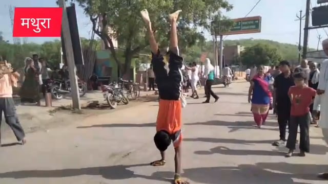 मथुरा 13वर्षीय बच्चे की राधा रानी के प्रति अंगूठी भक्ति