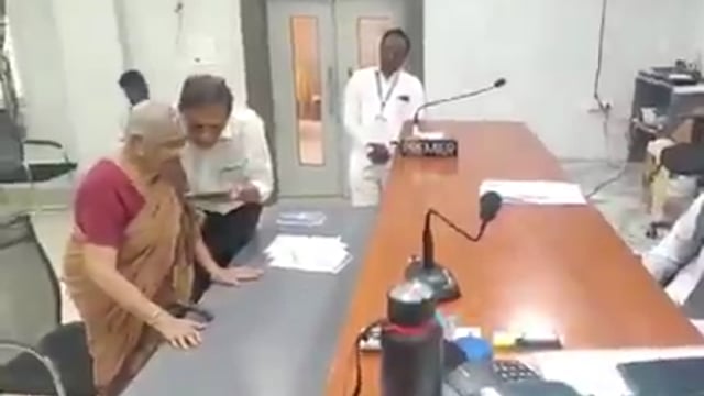 ▶️..... 'मैं एक भारतीय के तौर पर मरना चाहती हूं': 94 साल की महिला ने छोड़ी अमेरिकी नागरिकता