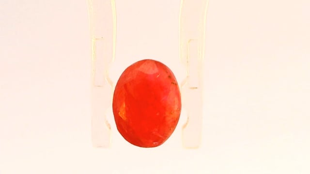 Mozambique Ruby 1.19 Carat — video