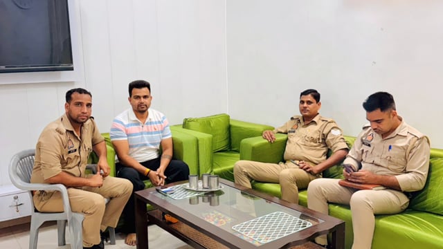 सीएम दौरे से पहले विपक्षी नेताओं को नजरबंद, सपा ने बताया लोकतंत्र पर हमला