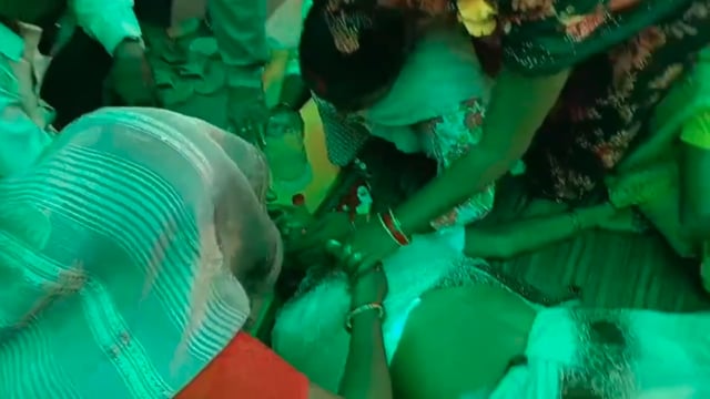 मुख्यमंत्री का दौरा अधिकारी व्यस्त, भूखहड़ताल पर बैठी महिला की बिगड़ी हालत