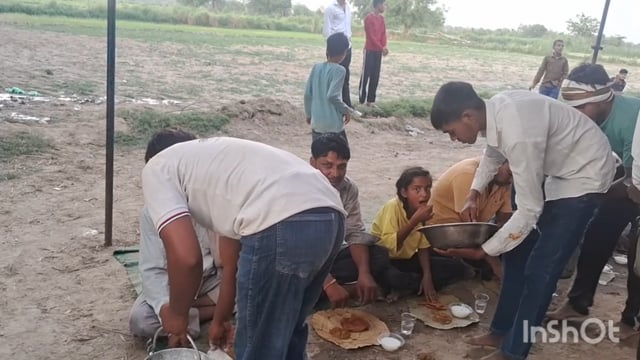 गांव आमला सुल्तानपुर में हुआ भव्य भंडारे का आयोजन 