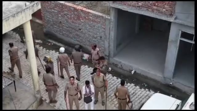 पथरी! बोड़ाहेड़ी में हुए बवाल पर पुलिस का बड़ा एक्शन! छतों पर कैमरों से निगरानी!