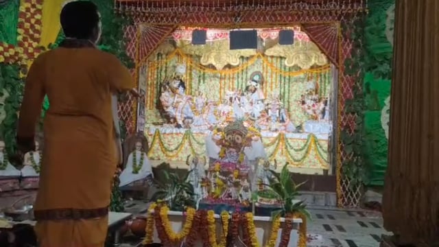 वृंदावन में उमड़ा आस्था का सैलाब: ठाकुर राधा दामोदर मंदिर में धूमधाम से मनाया गया जलयात्रा उत्सव