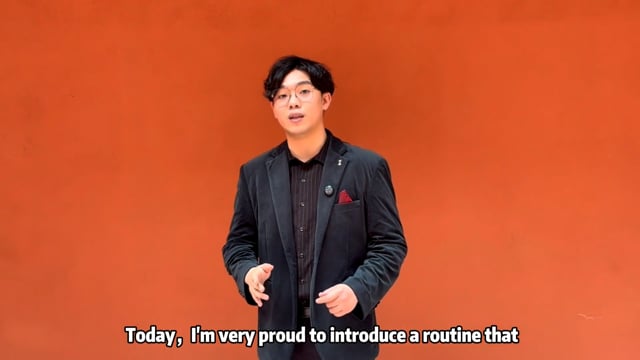 Video Red & White Beyond the Secret -Ethan Yip's Color Changing Silk Routine