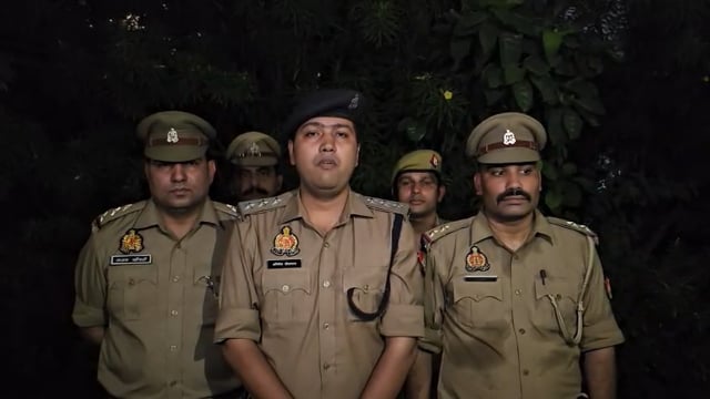 गाजियाबाद थाना इंदिरापुरम पुलिस द्वारा मुठभेड़ में स्नैचिंग  करने वाले 02 अभियुक्त (घायल अवस्था में)  गिरफ्तार*