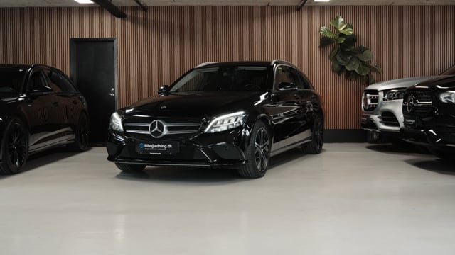 Mercedes-Benz C220 d T 2,0 D 4Matic 9G-Tronic 194HK Stc Aut. – Video 1