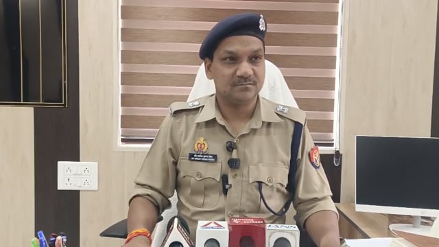 *बाइट* : अपर पुलिस अधीक्षक नगर डॉ0 राकेश कुमार मिश्र 👆