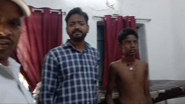 स्कूल जाते समय 13 वर्षीय छात्रा को पागल कुत्ते ने काटा, पीएचसी में हुआ इलाज