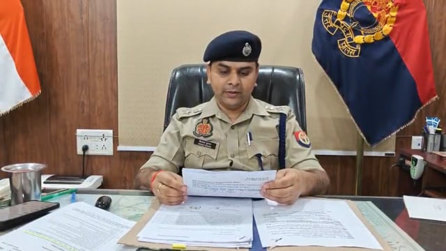 बलरामपुर दोहरी नागरिकता पर पुलिस का कड़ा प्रहार 27लोगो पर मुकदमा पंजीकृत 