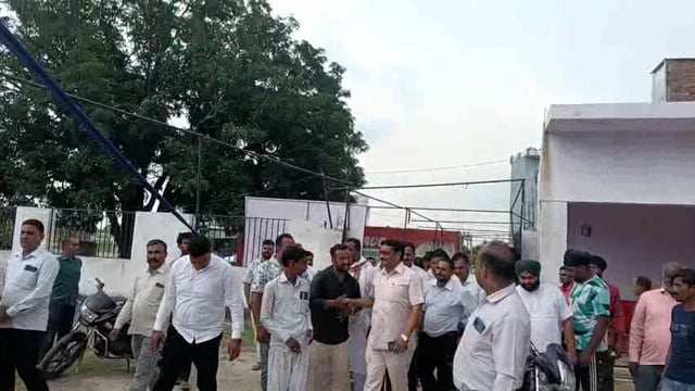 बुग्गावाला! धूमधाम से मनाया गया सुबोध राकेश जी का जन्मदिन! निशुल्क रक्तदान शिविर! दिव्यांगों को इलेक्ट्रीक रिक्शा! 