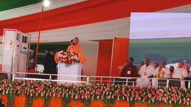 ▶️.......सुल्तानपुर* *विपक्ष पर जमकर बरसे मुख्यमंत्री योगी आदित्यनाथ बोले— "सपा सरकार में हर जिले में माफिया और हर थाने में गुंडों का बोलबाला था"*