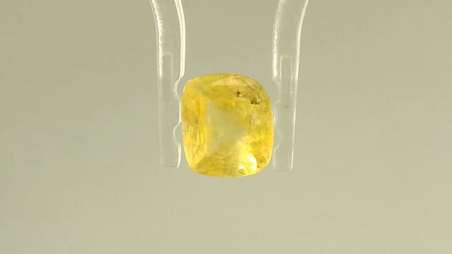 Srilankan Pukhraj  2.55 Carat — video