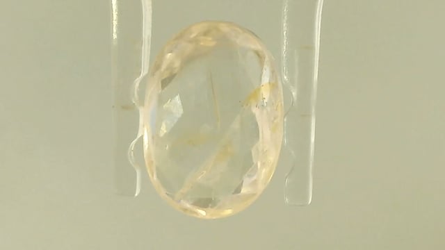Srilankan Pukhraj  3.9 Carat — video