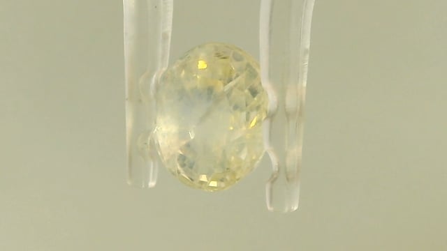 Srilankan Pukhraj  3.52 Carat — video