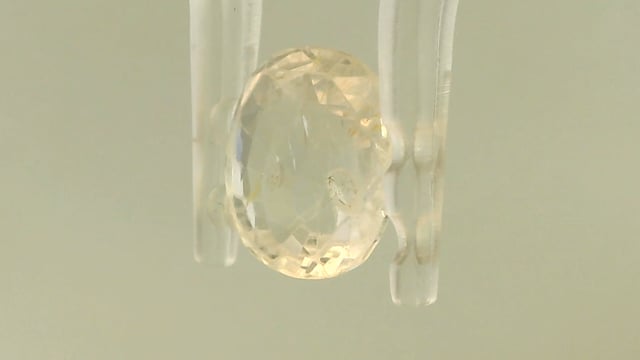 Srilankan Pukhraj  3.31 Carat — video