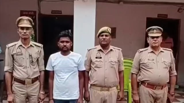 रमपुरा उझैनिया शराब की दुकान के बाहर मारपीट, वायरल वीडियो के बाद आरोपी गिरफ्तार