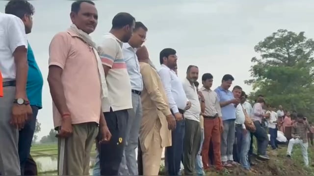 गोमती किनारे 47 किमी मानव श्रृंखला, 'एक पेड़ माँ के नाम' अभियान के तहत हुआ वृक्षारोपण