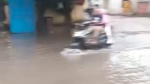 सालों से बदहाल ब्लॉक रोड, अधिकारियों और जनप्रतिनिधियों की आवाजाही के बावजूद नहीं बदली तस्वीर