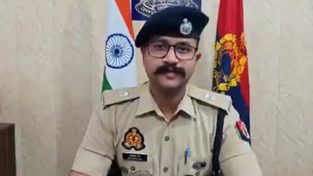 बुलंदशहर- खुर्जा में हुए ट्रिपल मर्डर केस के आरोपी पर पुलिस प्रशासन ने की NSA की कार्यवाही।
दूसरी तरफ अनूपशहर में यूरिया की कालाबाजारी करने के आरोपियों पर भी की गई NSA की कार्यवाही।

बाईट-अंतरिक्ष जैन-एसपी देहात बुलंदशहर।