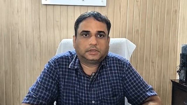 मुफ्त कंप्यूटर प्रशिक्षण के लिए बढ़ी होड़