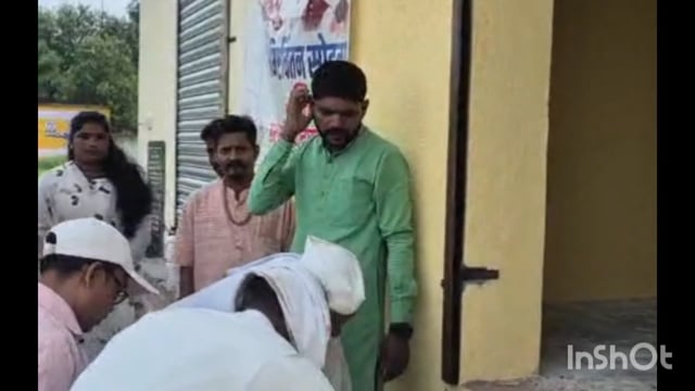खासदार डॉ नामदेव किरसान यांच्या वाढदिवसानिमित्त मार्कंडा देव येथे समाज मंदिराचे उद्घाटन व वृक्षारोपण