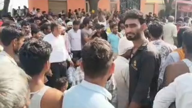 MANT-मथुरा के स्कूल में दर्दनाक हादसा, छात्र की मौत के बाद,हंगामा और तोड़फोड़,,