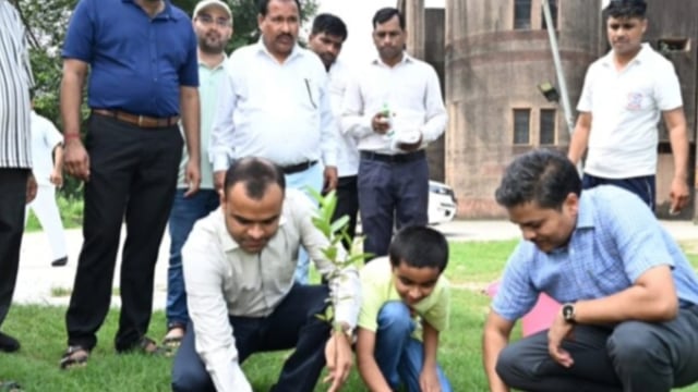 हरिद्वार! हरेला पर्व के पावन अवसर पर जिलाधिकारी ने जिले वासियों से कि वृक्षारोपण की अपील!