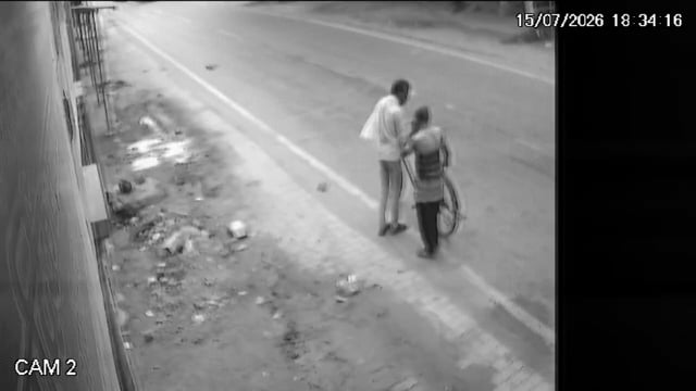 *दुर्घटना में मौत....*
वाराणसी। चोलापुर क्षेत्र के दानगंज बाजार में गुरुवार की सुबह ट्रक की चपेट