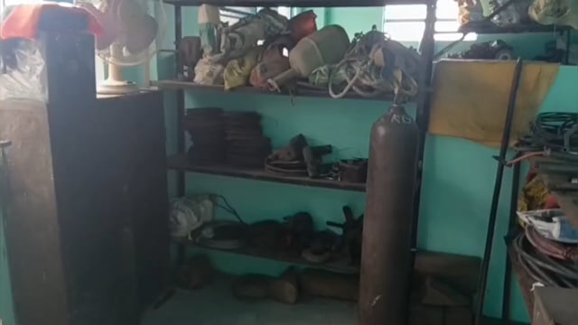 गाजीपुर कुण्डा बेल्डिंग की दुकान का ताला तोड़कर 70 हजार का सामान ले उड़े चोर