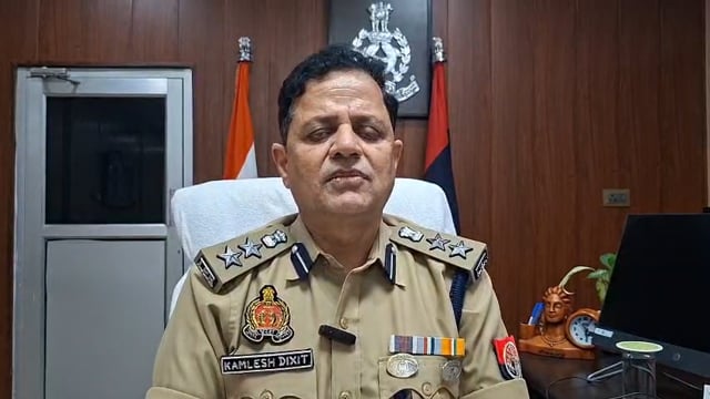 राजधानी लखनऊ के थाना पारा क्षेत्रांतर्गत कार में उपनिरीक्षक अजय कुमार का शव मिलने के सम्बंध में पुलिस उपायुक्त पश्चिमी द्वारा दी गयी बाइट!!
