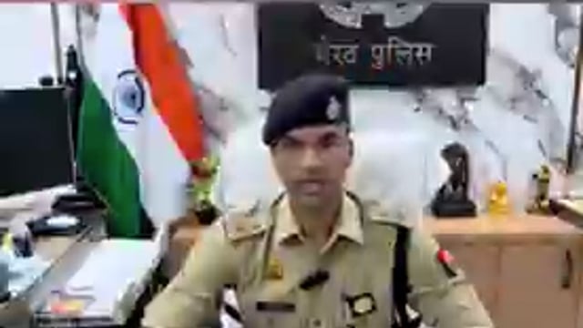 'मेरठ में एक और पत्नी ने सांप से कटवाकर पति को मौत के घाट उतारा'