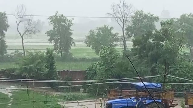 बांसडीह कस्बे सहित ग्रामीण क्षेत्रों में मूसलाधार बारिश से किसानों के चेहरे पर दिखी मुस्कान