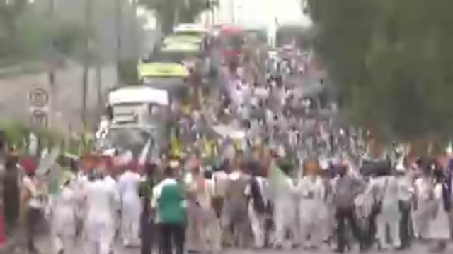 दिल्ली- शंभू बॉर्डर पर हरियाणा पुलिस ने सुरक्षा कड़ी कर दी है।
