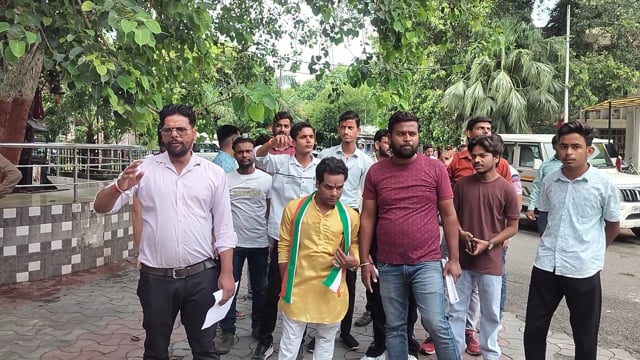 निष्पक्ष भर्ती, दोषियों पर कड़ी कार्रवाई और प्रभावित अभ्यर्थियों को मुआवजे की मांग