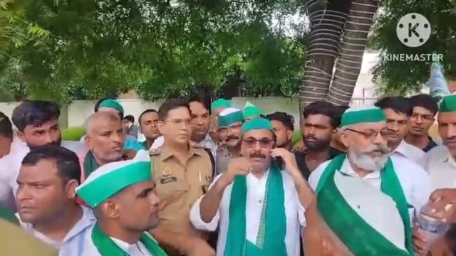 किसने की मांगों को लेकर भारतीय किसान यूनियन टिकैत का प्रदर्शन बमरौली कटरा से लेकर कलेक्टर कुच रामादा होटल के पास पुलिसऔर