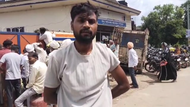 रुरिया इंडियन गैस एजेंसी पर मनमानी का आरोप, भाकियू ने जताया विरोध